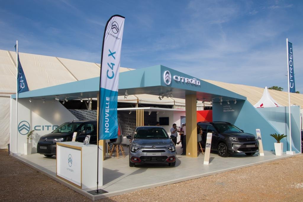 Stand Citroën — Nouvelle C4 X